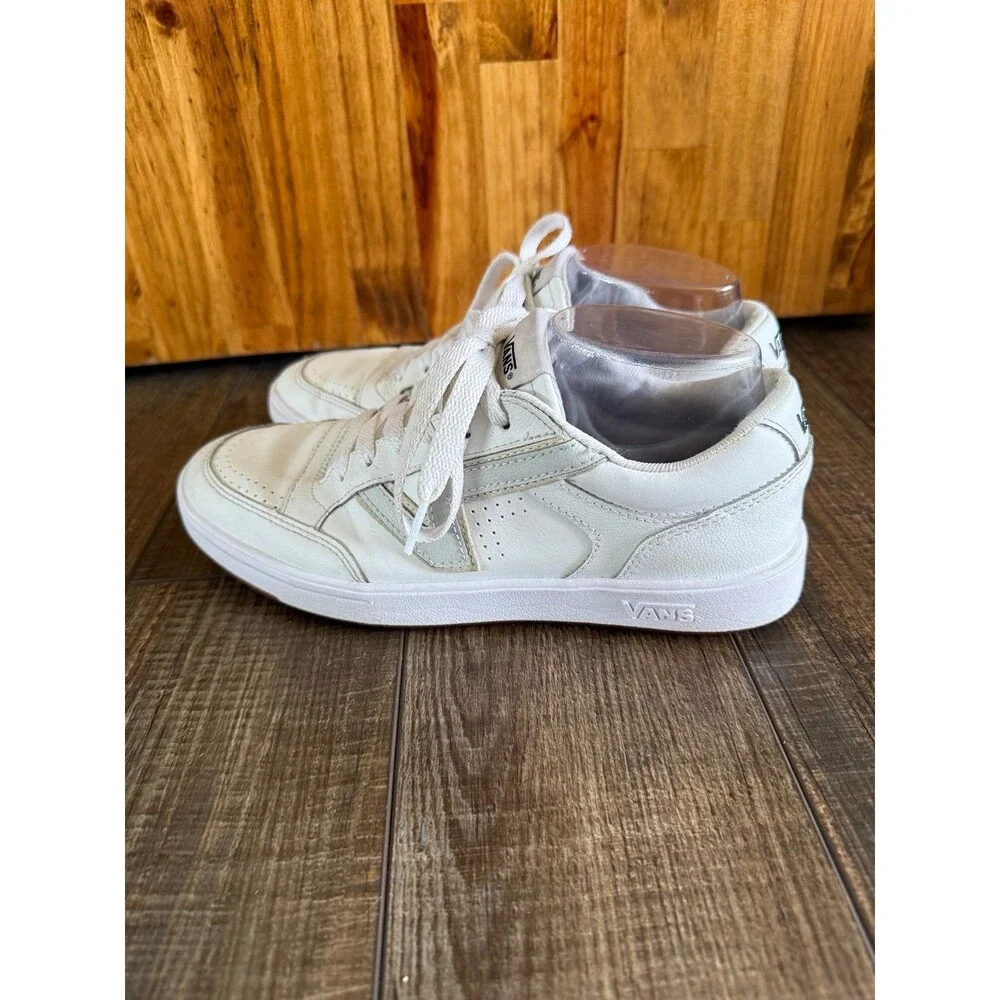 Vans Lowland CC Leather Sneakers Sz. M7.5 W9 White